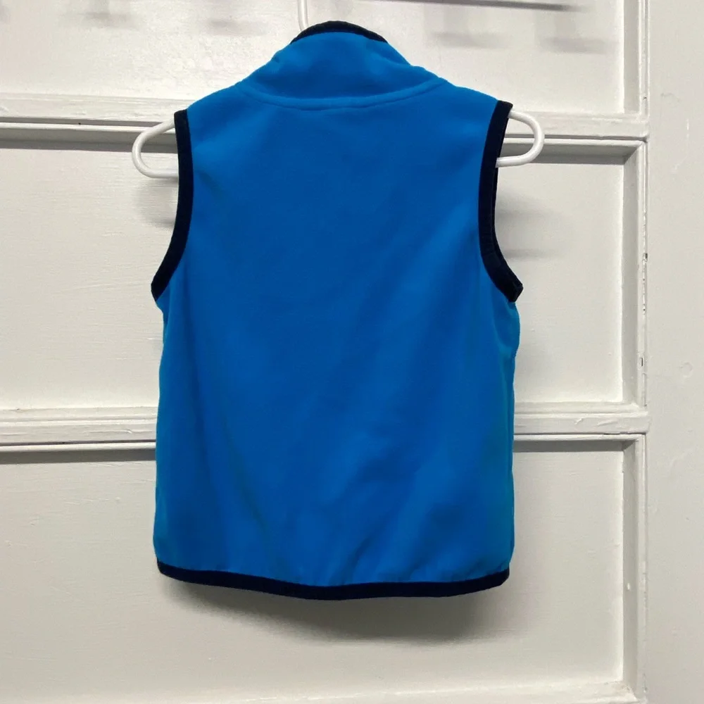 Boys 2T jacket and vests bundle of 3 pcs - Picture 6 of 10